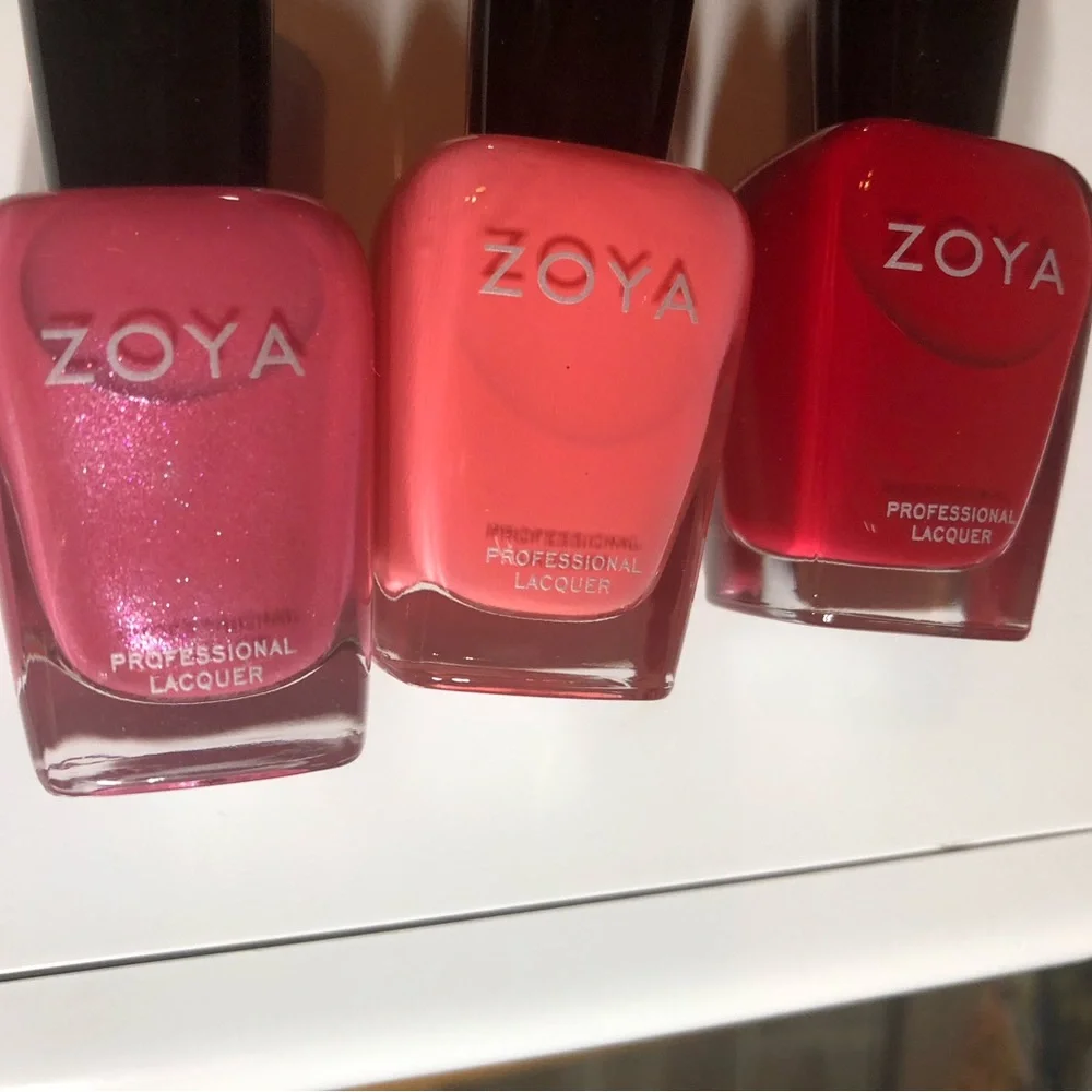 3 zoya Renee, Wendy and Azalea - Picture 1 of 4